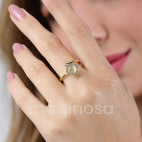 bague rotative anti stress d'anxiété et relaxante pour femme couleur or en acier inoxydable lullie, lullie.fr , maginosa aurora aide à ne plus se ronger les ongles onychophagie, aide à ne plus se triturer la peau dermatillomanie, aide à ne plus s'arracher les cheveux trichotillomanie, améliore la concentration, fidget ring, jouet fidget, fidget toys, positivjewelry, atelierdaphne, lullie.co, lullie, bague d'anxiété, bague anti stress